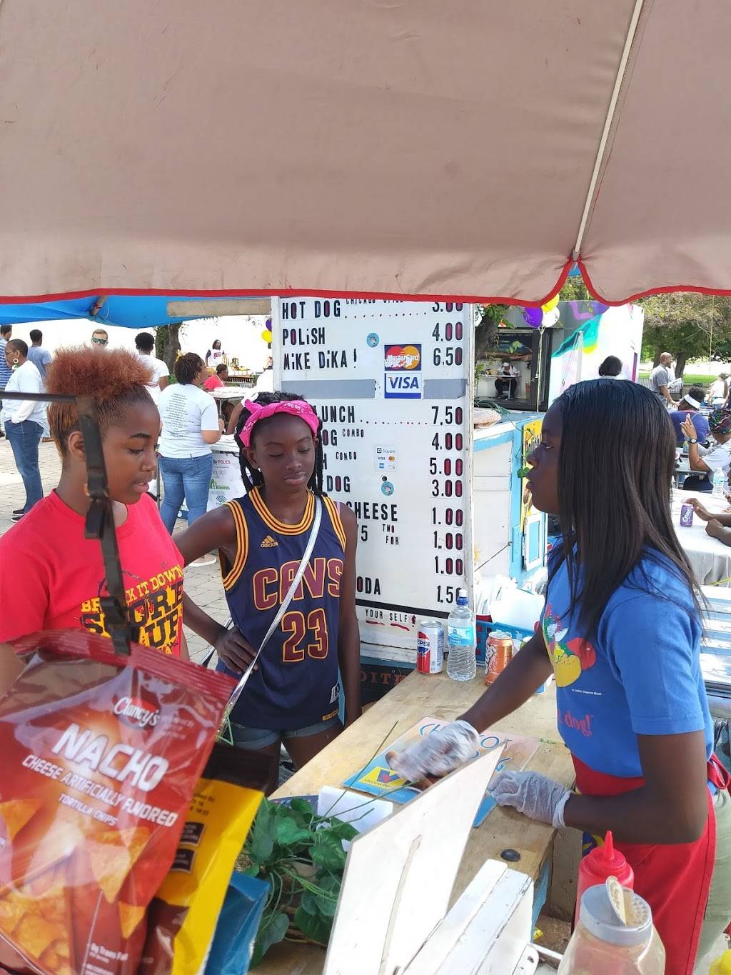 Yo City Dog | restaurant | 6300 S Halsted St, Chicago, IL 60621, USA | 7737988233 OR +1 773-798-8233