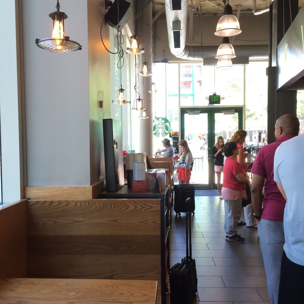 Starbucks | cafe | 901 N Nelson St #120, Arlington, VA 22203, USA | 7035276206 OR +1 703-527-6206