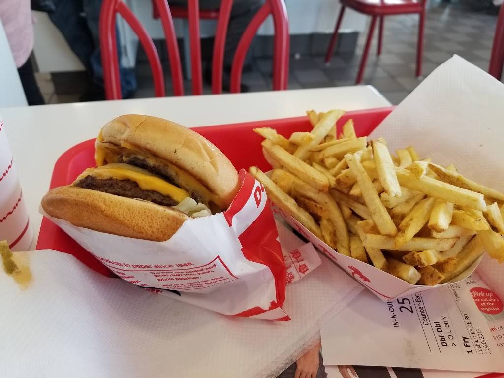 In-N-Out Burger | restaurant | 7926 Valley View St, Buena Park, CA 90620, USA | 8007861000 OR +1 800-786-1000