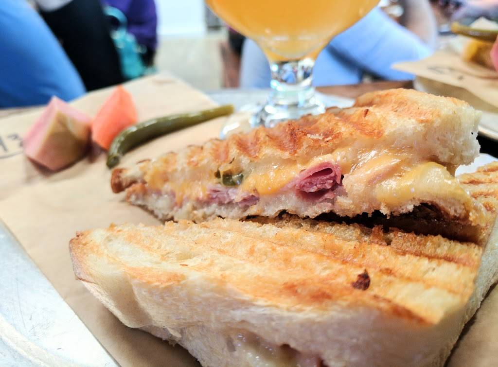 Fieldwork Brewing Company | restaurant | 1160 Sixth Street, Berkeley, CA 94710, USA | 5108981203 OR +1 510-898-1203