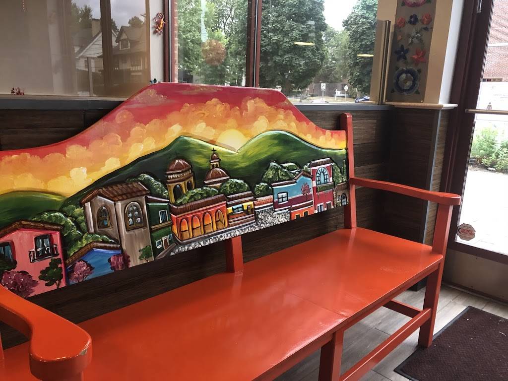 Fogata Mexican Restaurant | restaurant | 580 Farmington Ave, Hartford, CT 06106, USA | 8605230208 OR +1 860-523-0208