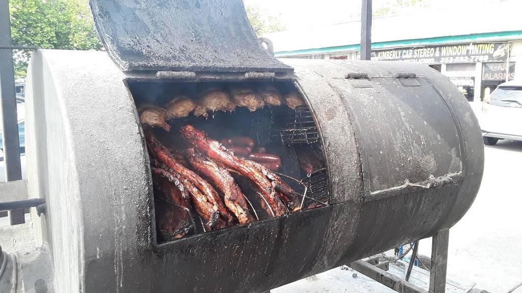 Clydes Southern Wood Fired Barbeque | restaurant | 201 S 4th Pl, Renton, WA 98057, USA | 2064468885 OR +1 206-446-8885