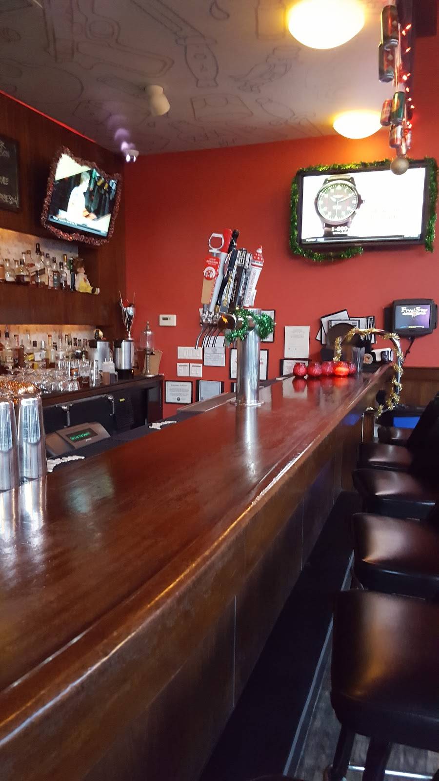 Five Star Bar | restaurant | 1424 W Chicago Ave, Chicago, IL 60642, USA | 3128502555 OR +1 312-850-2555