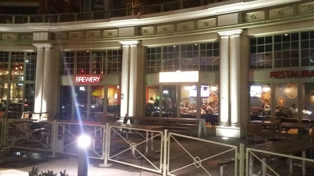 The Board Room VA | restaurant | 925 N Garfield St, Arlington, VA 22201, USA | 7032489439 OR +1 703-248-9439