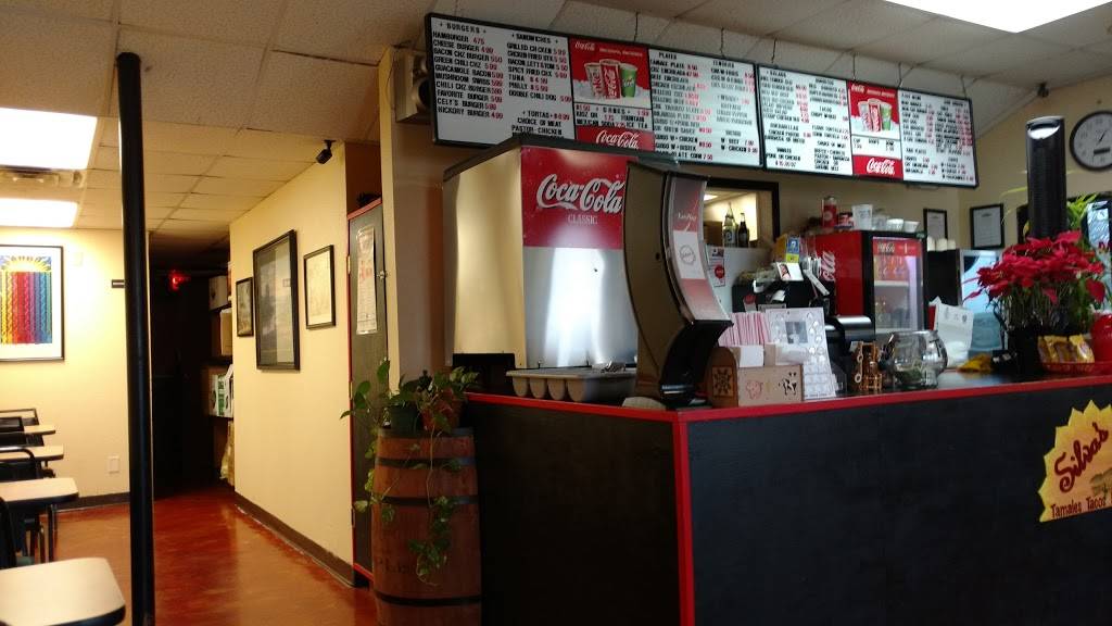 Silvas | restaurant | 630 S Lake Dallas Dr, Lake Dallas, TX 75065, USA | 9404982960 OR +1 940-498-2960