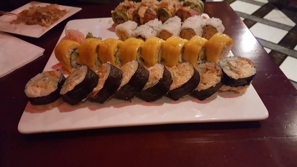 Friday Tuna | restaurant | 750 N Germantown Pkwy, Cordova, TN 38018, USA | 9017518888 OR +1 901-751-8888