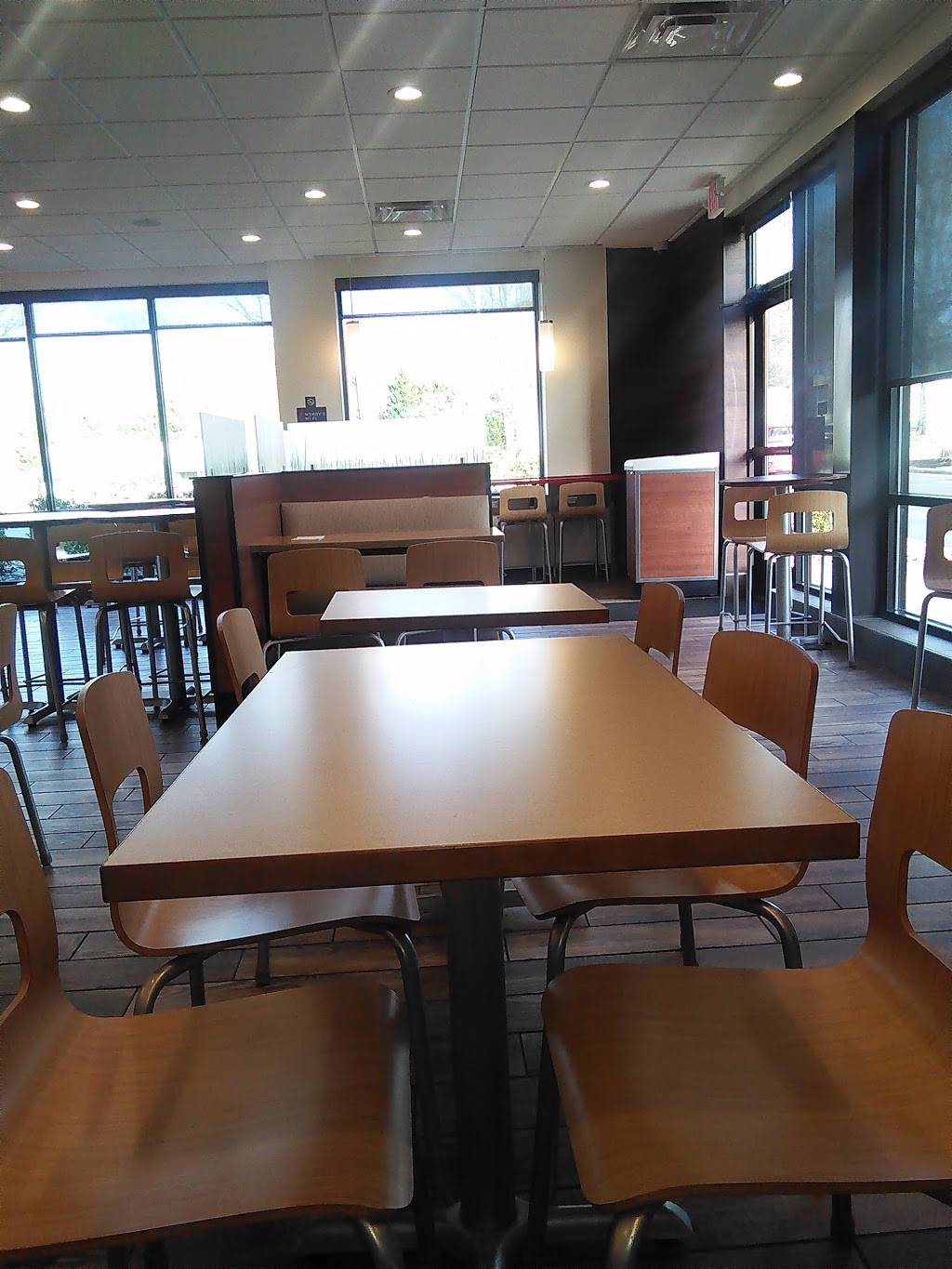 Wendys | restaurant | 1213 NW Maynard Rd, Cary, NC 27513, USA | 9194680925 OR +1 919-468-0925