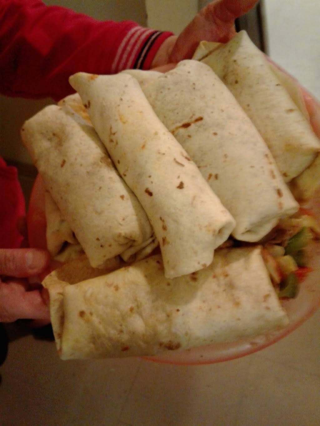 Jack in the Box | restaurant | 303 E Baseline St, San Bernardino, CA 92410, USA | 9098857382 OR +1 909-885-7382