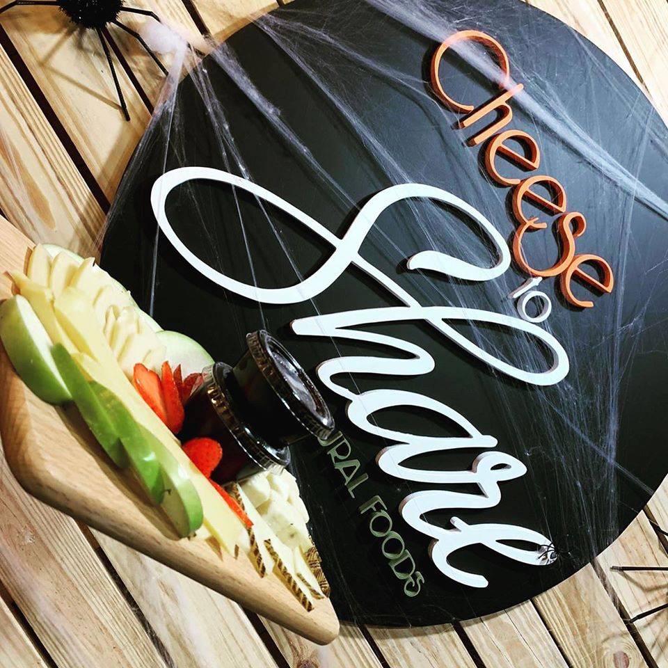 Cheese to Share natural foods | restaurant | 100 E 4th Ave, Mt Dora, FL 32757, USA | 4072763234 OR +1 407-276-3234