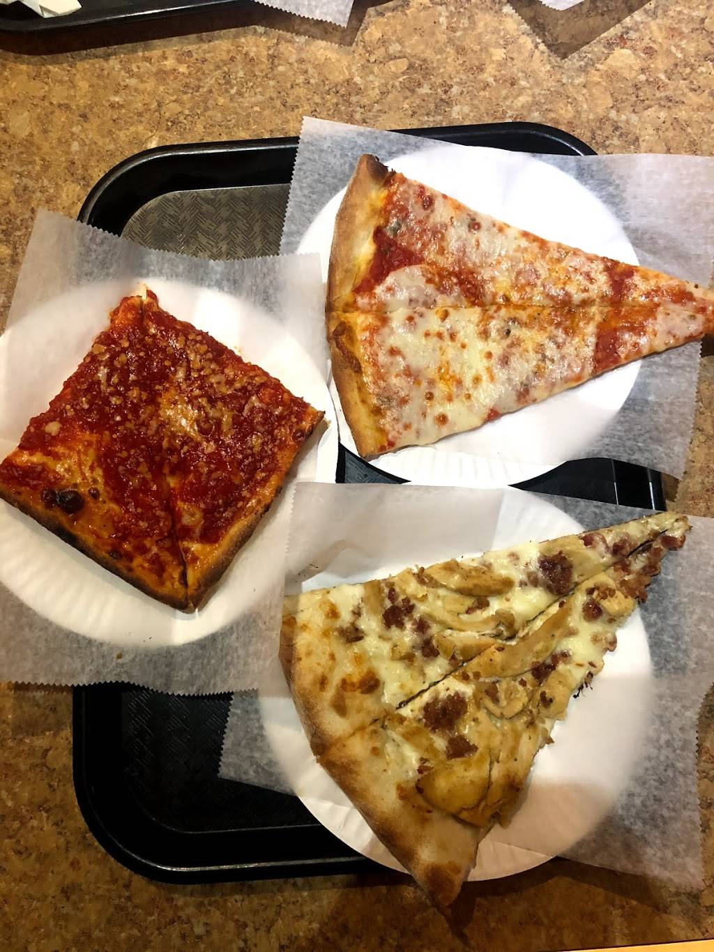 Carmines Pizzeria | meal delivery | 358 Graham Ave, Brooklyn, NY 11211, USA | 7187829659 OR +1 718-782-9659