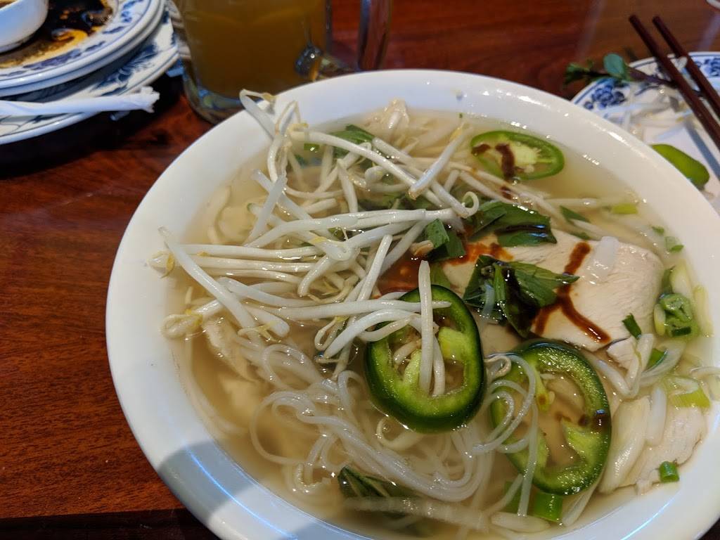 Lees Noodle House | restaurant | 1010 Hopper Ave, Santa Rosa, CA 95403, USA | 7075232358 OR +1 707-523-2358