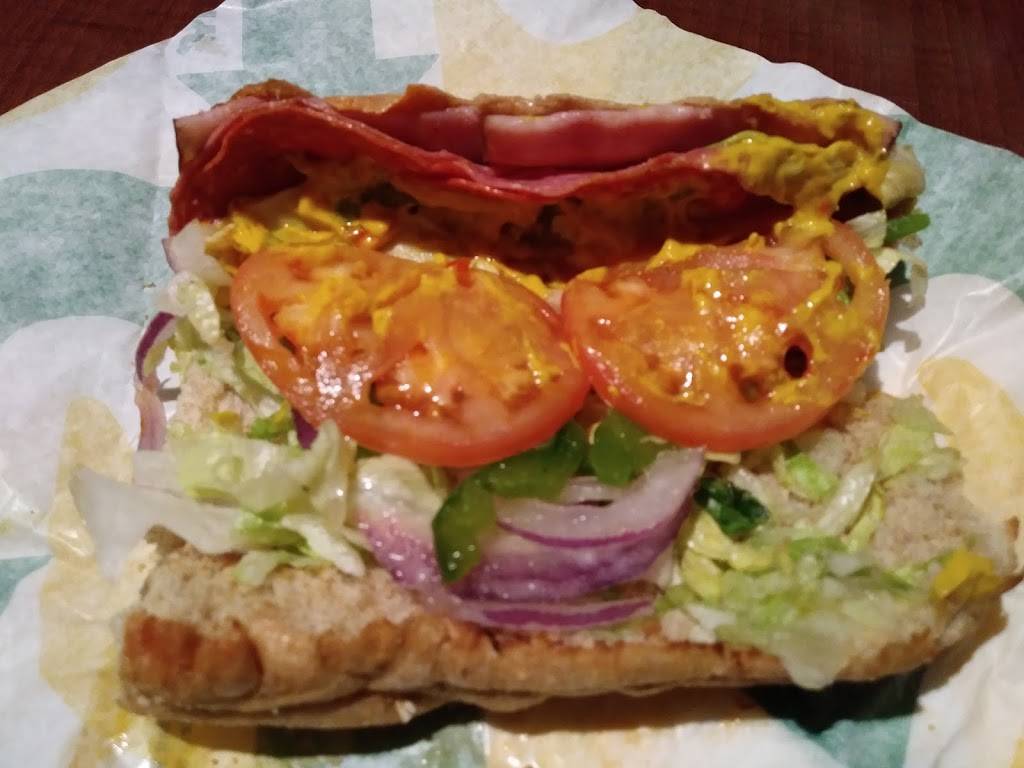 Subway Restaurants | restaurant | 5889 Lincoln Ave Unit D, Buena Park, CA 90620, USA | 7145273260 OR +1 714-527-3260