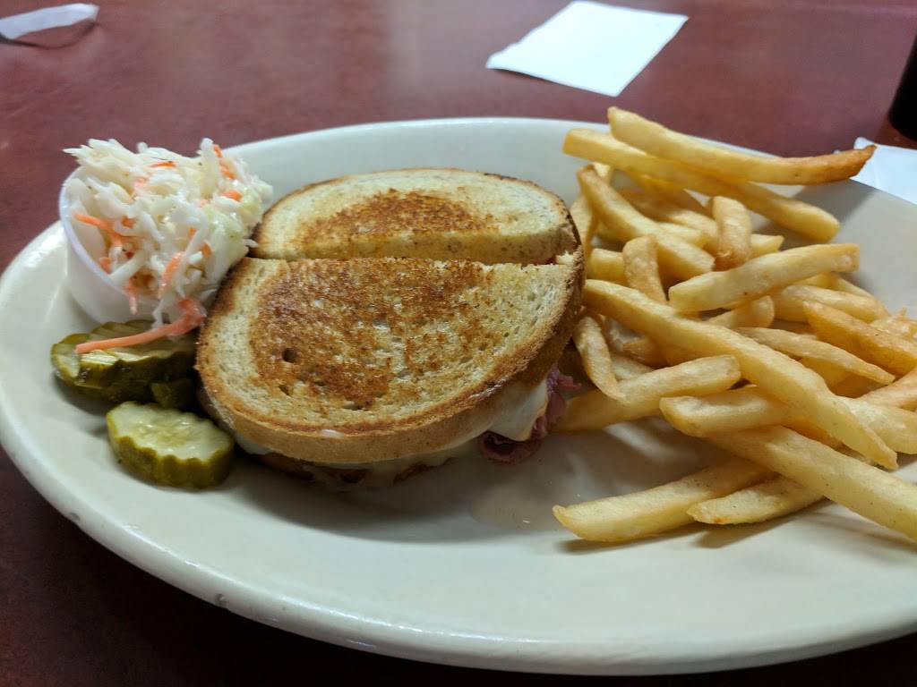 Hanks Place | restaurant | 1625 Creek Rd, Chadds Ford, PA 19317, USA | 6103887061 OR +1 610-388-7061