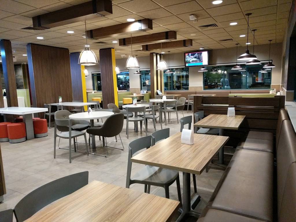 McDonalds | restaurant | 27103 McBean Pkwy, Santa Clarita, CA 91355, USA | 6617995861 OR +1 661-799-5861