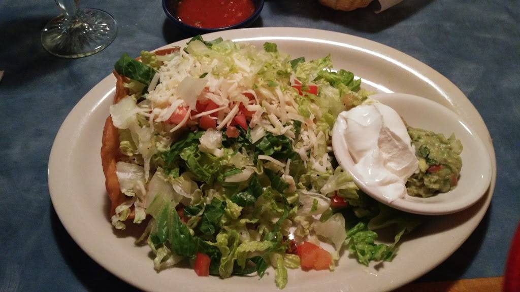 Fiesta Mexican Restaurant | restaurant | 117 County St, Somerset, MA 02726, USA | 5086729356 OR +1 508-672-9356