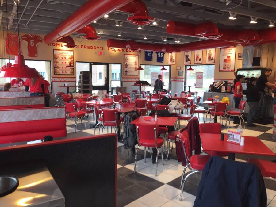 Freddys Frozen Custard & Steakburgers | restaurant | 3660 Jonathan Moore Pike, Columbus, IN 47201, USA | 8127990509 OR +1 812-799-0509
