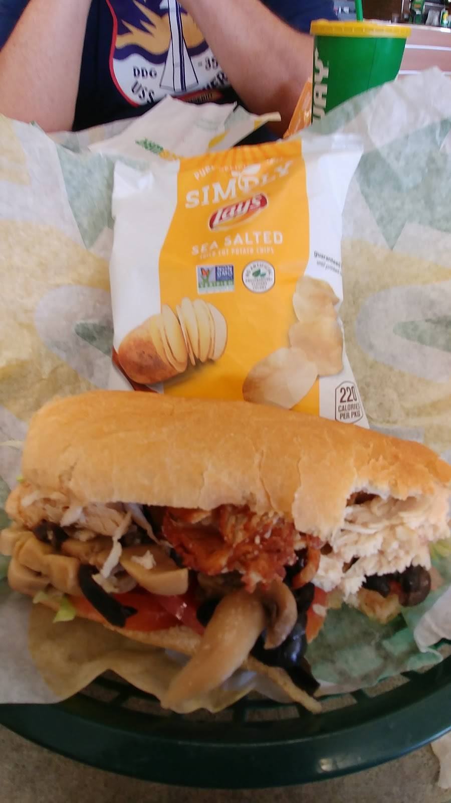 Subway | restaurant | 206 Thompson St, Hendersonville, NC 28792, USA | 8286969266 OR +1 828-696-9266