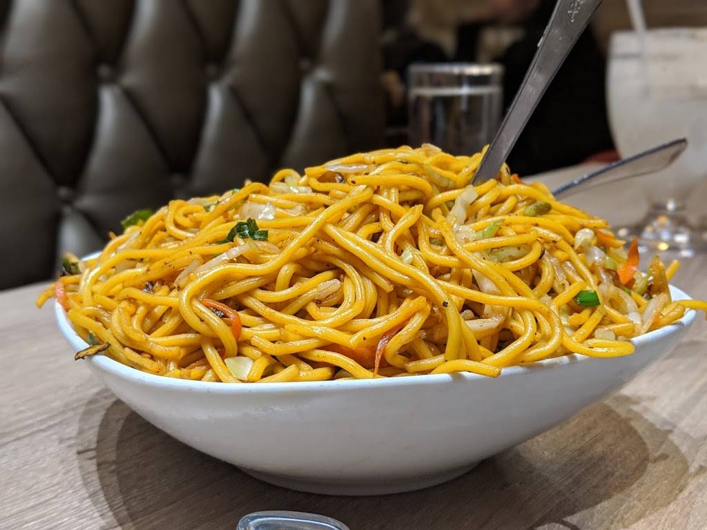 Chawlas Cuisine | restaurant | 7916 Hurontario St, Brampton, ON L6Y 0P6, Canada | 9054571300 OR +1 905-457-1300