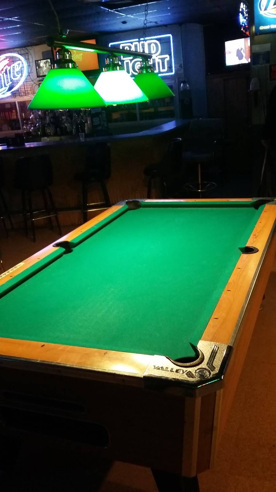 Wayside Tavern and Patio | restaurant | 2288 S Yellow Springs St, Springfield, OH 45506, USA | 9375051170 OR +1 937-505-1170