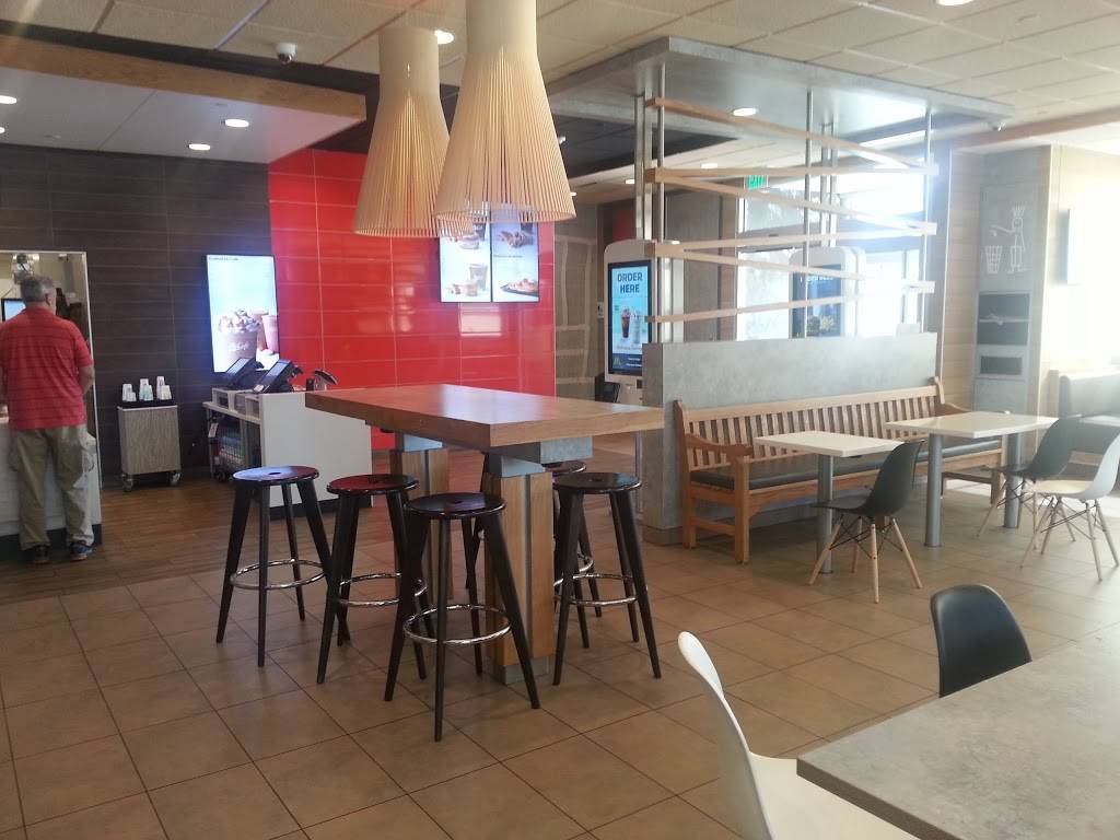 McDonalds | cafe | 4000 S Parker Rd, Aurora, CO 80014, USA | 7208703317 OR +1 720-870-3317