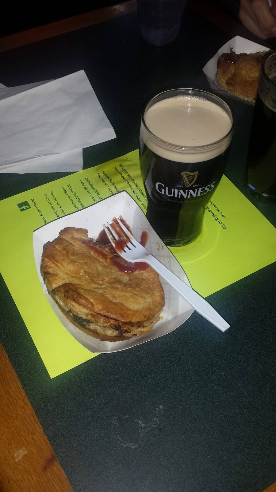 Shenanigans Pub | restaurant | 14605 S Robert Trail, Rosemount, MN 55068, USA | 6514233372 OR +1 651-423-3372