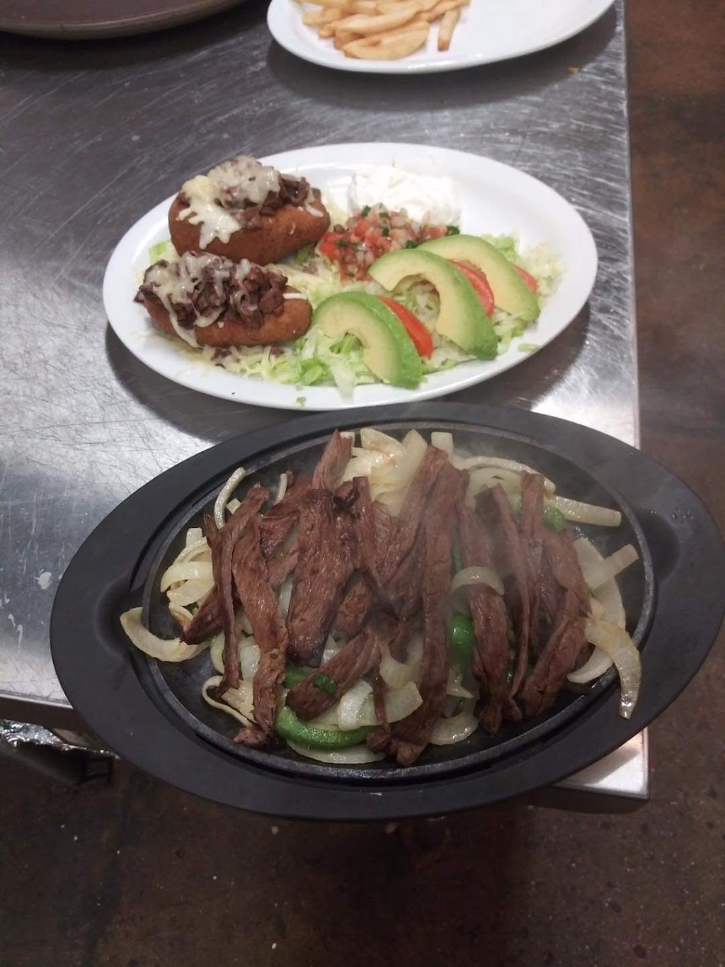 Benis Mexican Restaurant | restaurant | 3919 Gilmer Rd, Longview, TX 75604, USA | 4306253529 OR +1 430-625-3529
