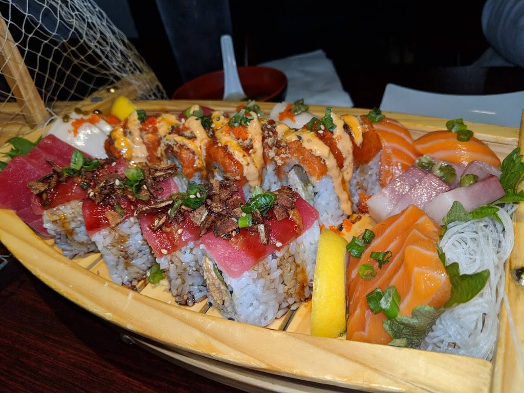 Sushi Catcher | restaurant | 6334 W Bell Rd, Glendale, AZ 85308, USA | 6237488006 OR +1 623-748-8006