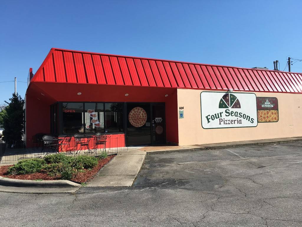 Four Seasons Pizzeria | restaurant | 604 Herring Ave E, Wilson, NC 27893, USA | 2522654621 OR +1 252-265-4621