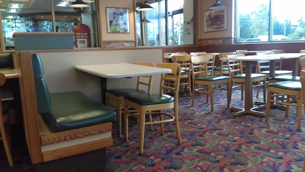 Wendys | restaurant | 2770 Wadhams Rd, Kimball, MI 48074, USA | 8109822647 OR +1 810-982-2647