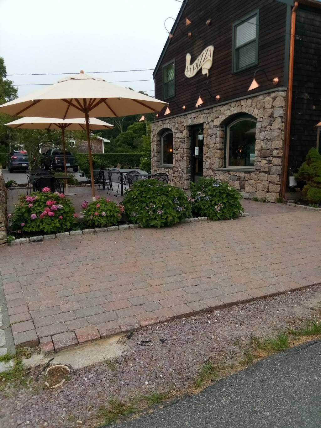 A-1 Pizza | restaurant | 20 S of Commons Rd, Little Compton, RI 02837, USA | 4016358353 OR +1 401-635-8353