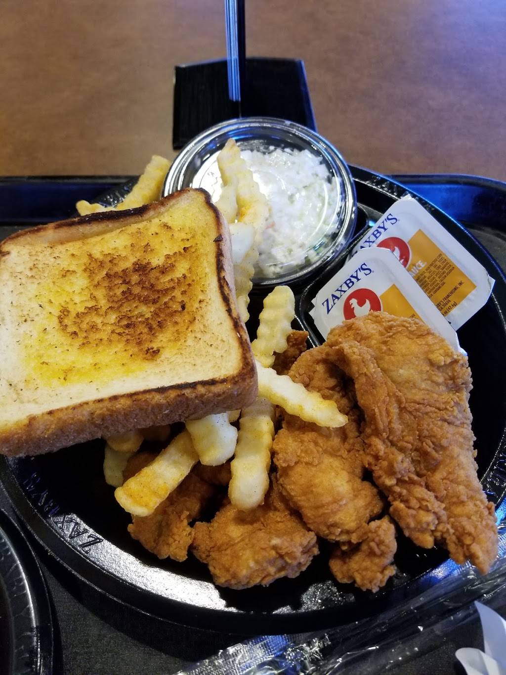 Zaxbys Chicken Fingers & Buffalo Wings | restaurant | 7061 Narcoossee Rd, Orlando, FL 32822, USA | 4072736330 OR +1 407-273-6330