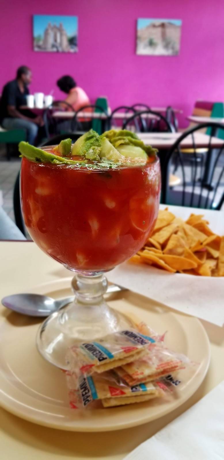 El Burrito Loco | restaurant | 1114 S C St, Oxnard, CA 93033, USA | 8054864585 OR +1 805-486-4585