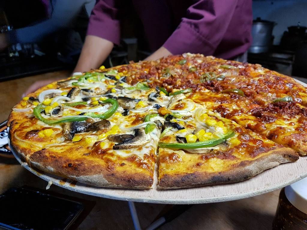 Casa Don Rene | restaurant | Tercera, Av. Gral. Lázaro Cárdenas, Chapultepec, 22785 Ensenada, B.C., Mexico | 016469777431 OR +52 646 977 7431