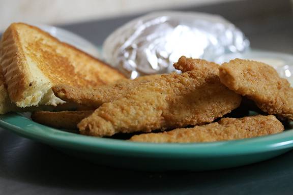 Maple Grove Grill | restaurant | 72040 M-43, South Haven, MI 49090, USA | 2696379913 OR +1 269-637-9913