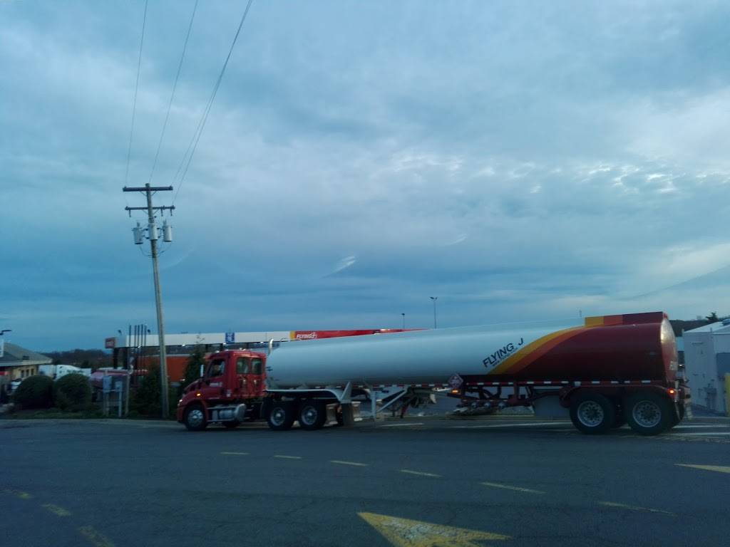 Flying J Travel Center | restaurant | 1530 Rest Church Rd, Clear Brook, VA 22624, USA | 5406783641 OR +1 540-678-3641