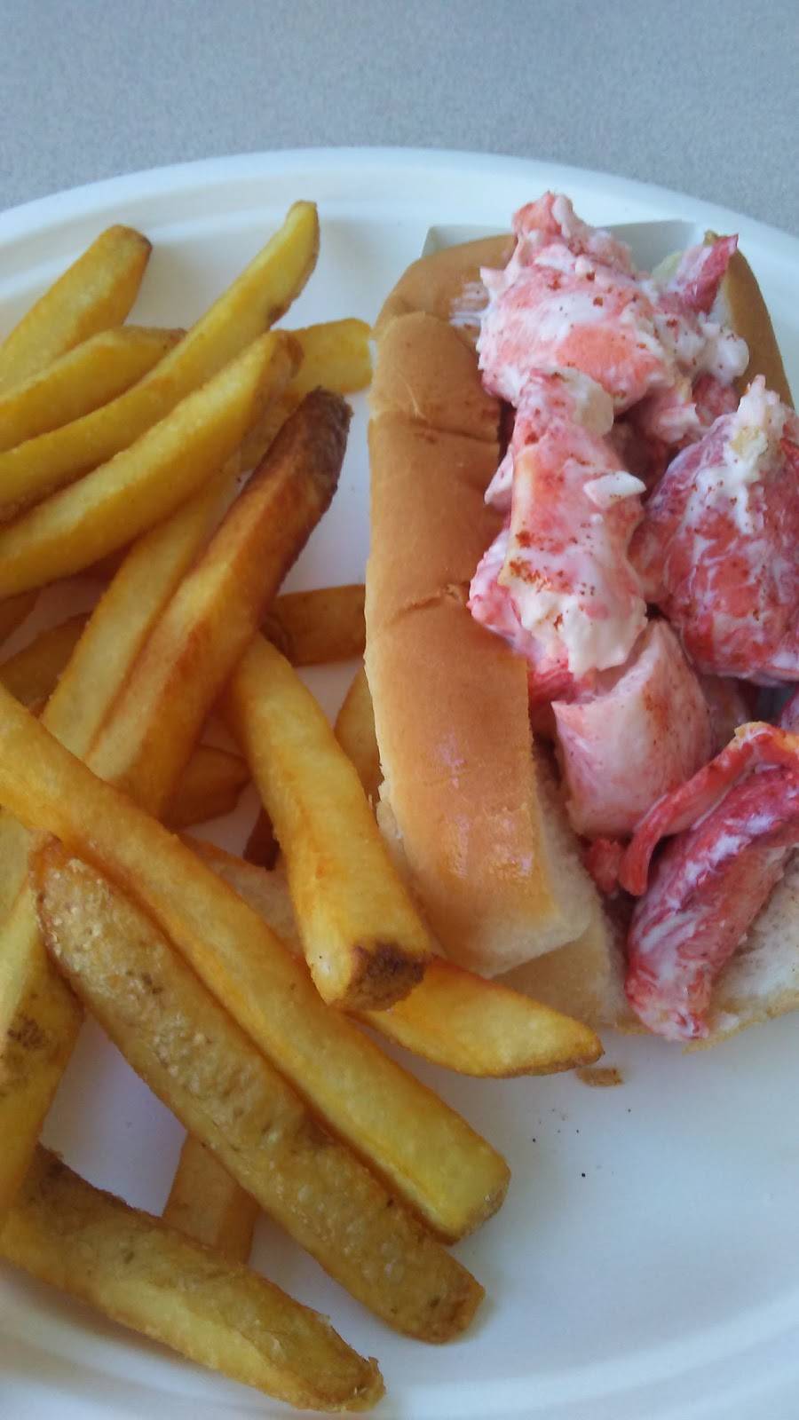 Bayleys Seafood Restaurant | restaurant | 165 Pine Point Rd, Scarborough, ME 04074, USA | 2078859754 OR +1 207-885-9754