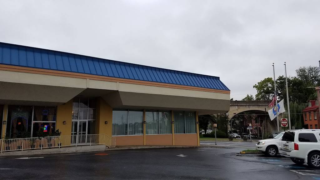 Passage to India | restaurant | 520 Race St, Harrisburg, PA 17104, USA | 7172331202 OR +1 717-233-1202