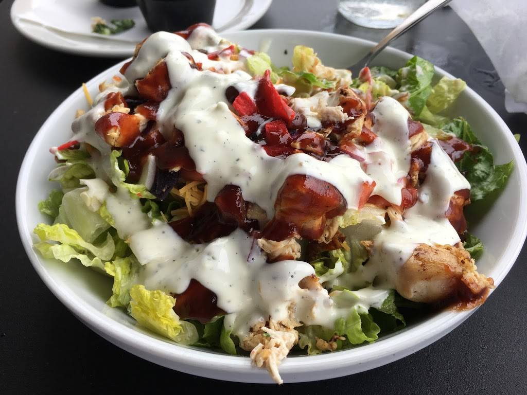 Scottys Brewhouse | restaurant | 700 Broadway Ave, Mattoon, IL 61938, USA | 2172946566 OR +1 217-294-6566