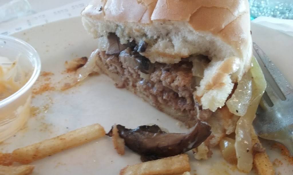 Steak n Shake | restaurant | 1015 James Ave, Bedford, IN 47421, USA | 8122755616 OR +1 812-275-5616