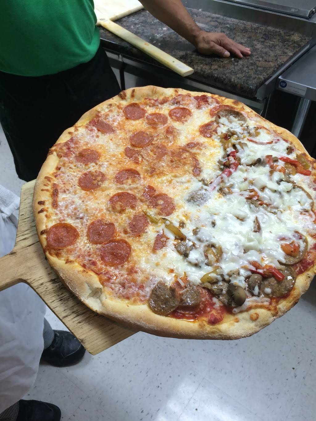 Roma Pizza | restaurant | 248 S Egret Bay Blvd, League City, TX 77573, USA | 8326321115 OR +1 832-632-1115