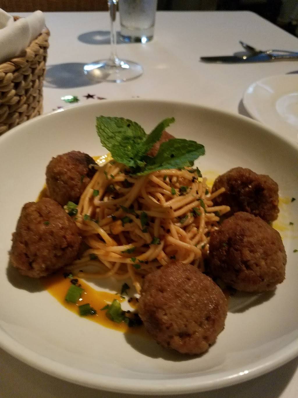 Port Land Grille | restaurant | 1908 Eastwood Rd, Wilmington, NC 28403, USA | 9102566056 OR +1 910-256-6056