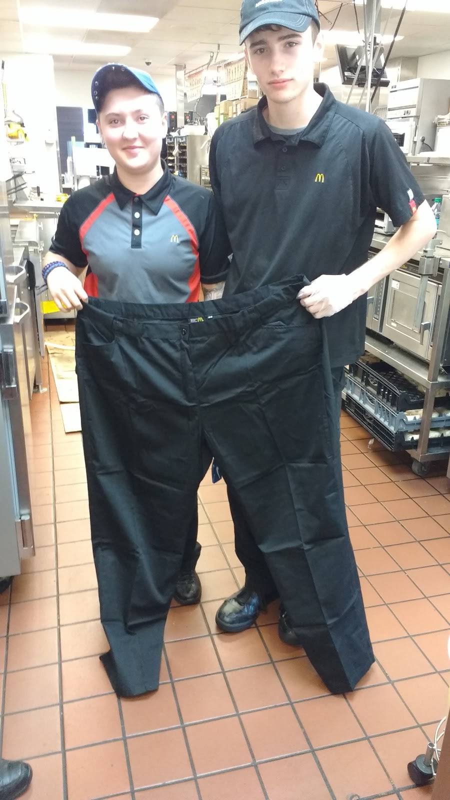 McDonalds | restaurant | 121 Blue and Gray Expy, Philippi, WV 26416, USA | 3044575909 OR +1 304-457-5909