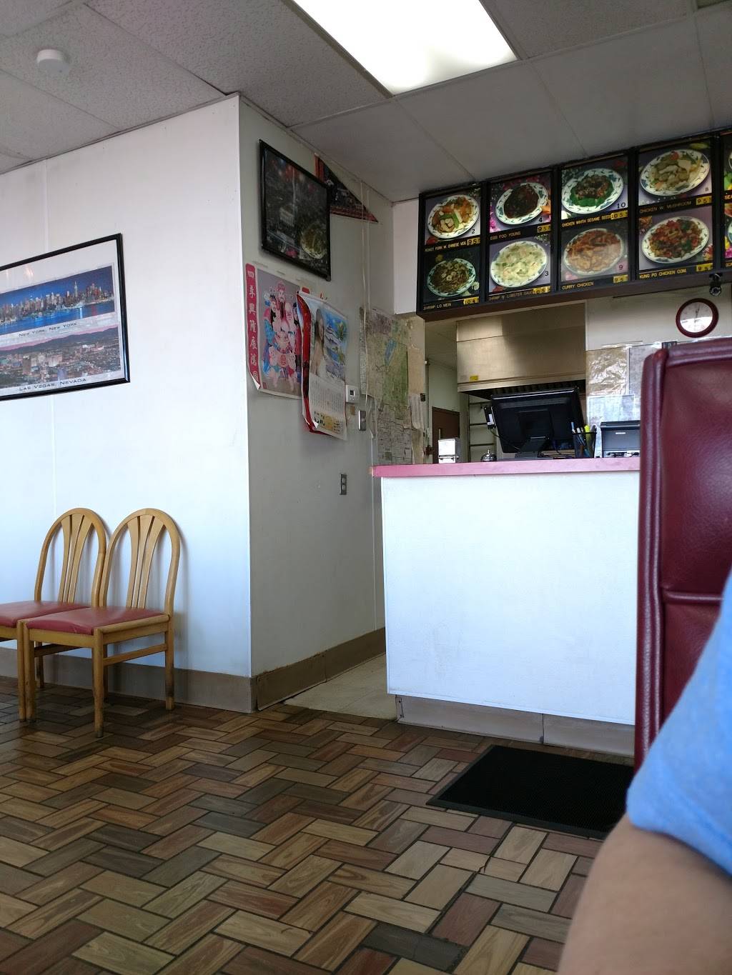 Golden Town | meal delivery | 5976 E 64th Ave, Commerce City, CO 80022, USA | 3032868686 OR +1 303-286-8686