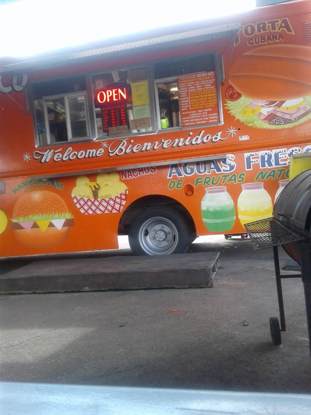 El Grand Taco | restaurant | 12819 N Houston Rosslyn Rd, Houston, TX 77086, USA | 8328754375 OR +1 832-875-4375