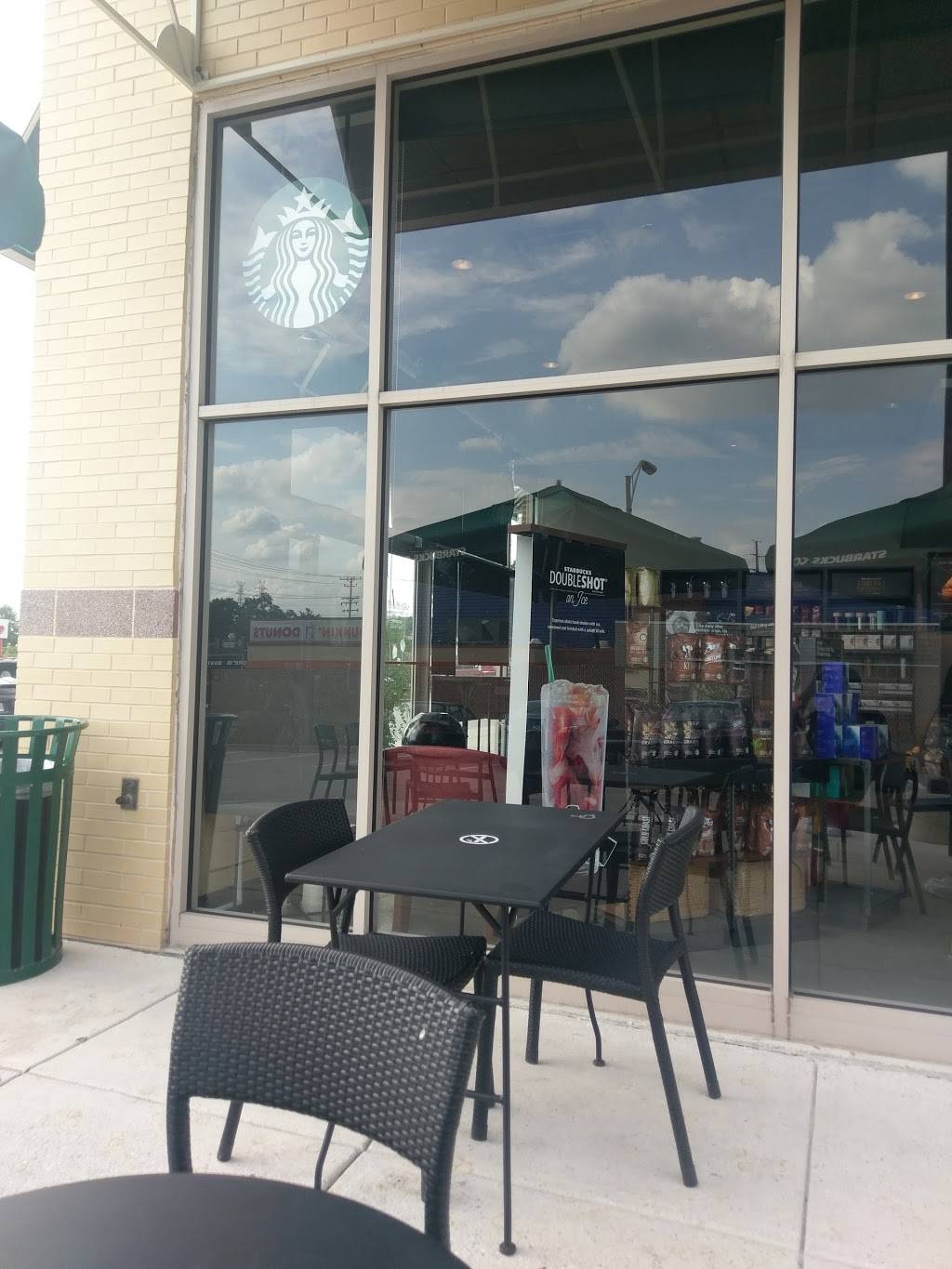 Starbucks | cafe | 9940 York Rd, Cockeysville, MD 21030, USA | 4106668842 OR +1 410-666-8842