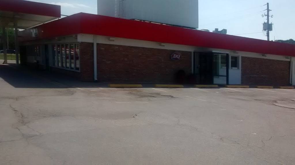 Dairy Queen Store | restaurant | 1836 Madison Ave, Council Bluffs, IA 51503, USA | 7123286966 OR +1 712-328-6966