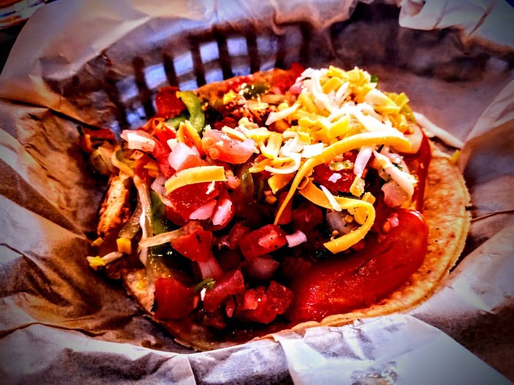 Torchys Tacos | restaurant | 1384 E 70th St Ste. 900, Shreveport, LA 71105, USA | 3183818747 OR +1 318-381-8747
