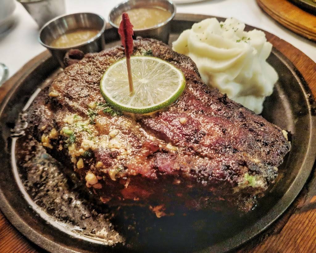 Perrys Steakhouse & Grille | restaurant | 15900 La Cantera Pkwy #22200, San Antonio, TX 78256, USA | 2105586161 OR +1 210-558-6161