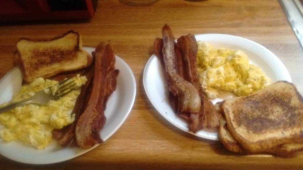 Tijerina Masa & Tortilla | restaurant | 2204 N Austin St, Seguin, TX 78155, USA | 8303799434 OR +1 830-379-9434