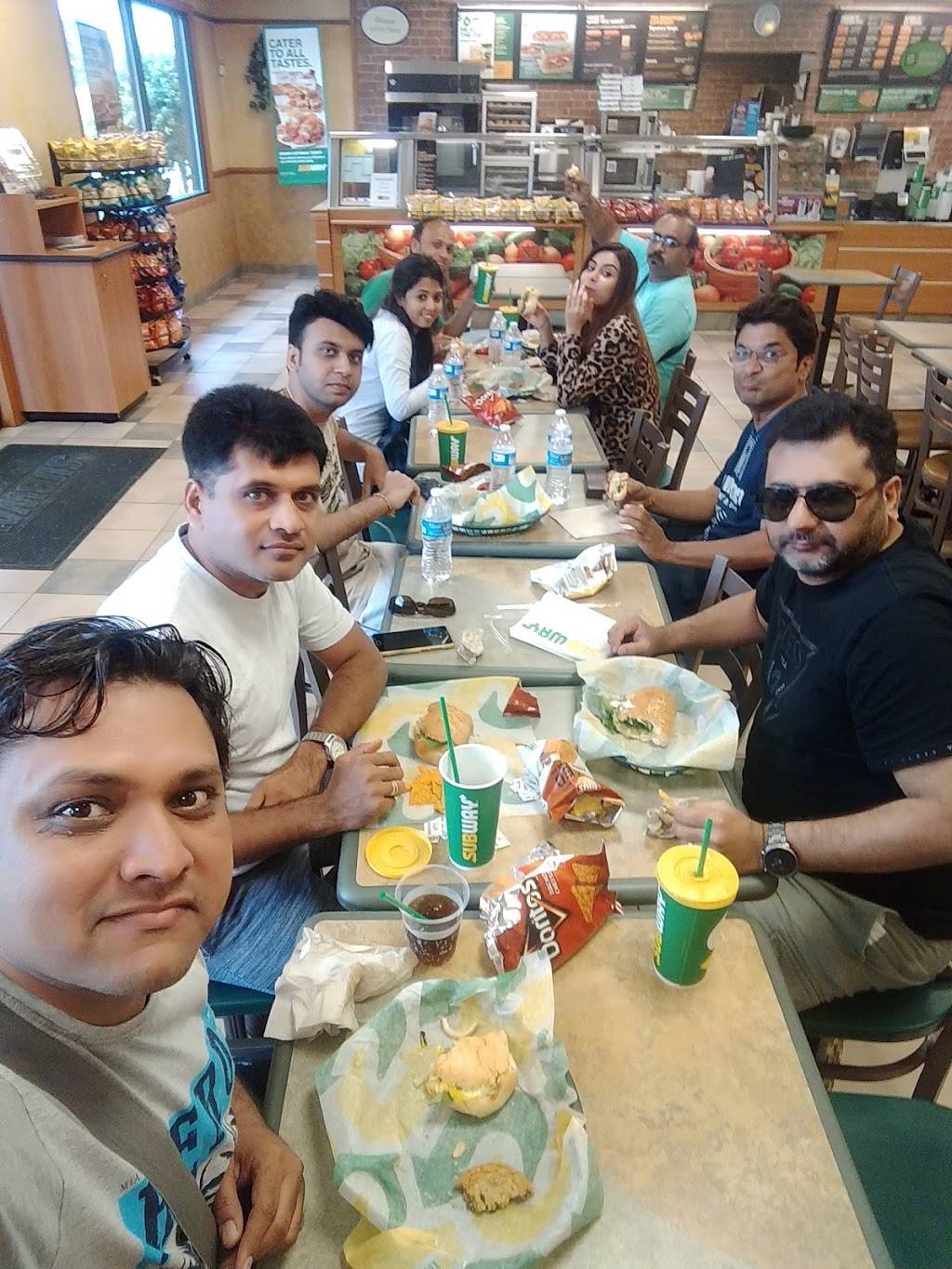 Subway | restaurant | 900 S Pleasantview Dr, Tuscola, IL 61953, USA | 2172535050 OR +1 217-253-5050